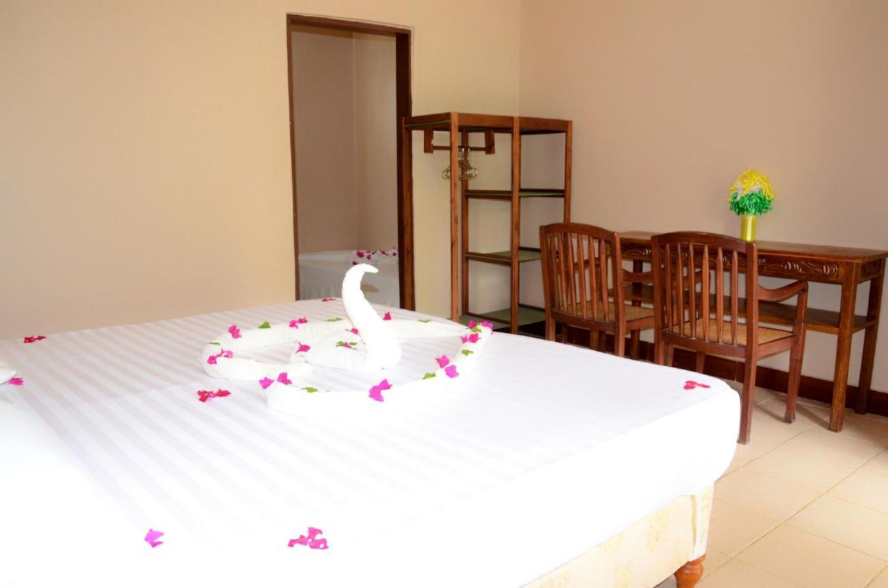 Funky Squids Beach Resort Bagamoyo Buitenkant foto